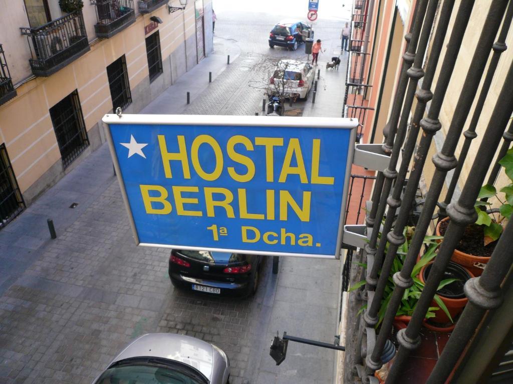 Hostal Berlin Madri Exterior foto